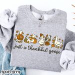 Thanksgiving Goose Sweatshirt Thankful Fall Cozy Sweater Funny Cute Pumpkin