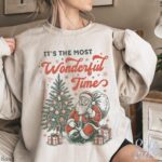 Retro Santa Christma 90s Sweatshirt, Vintage Holiday Winter Crewneck - Image 3