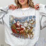 Retro Santa Sweatshirt, Vintage 90s Christmas Crewneck, Rustic Holiday Pullover - Image 3