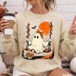 Ghost Halloween Sweatshirt, Coquette Ghost Crewneck, Cute Ghost Sweatshirt Women, Spooky Season Sweatshirt - Image 4
