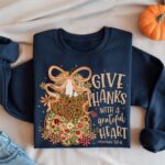 Give Thanks With A Grateful Heart Sweatshirt, Thanksgiving Clothing - Image 3
